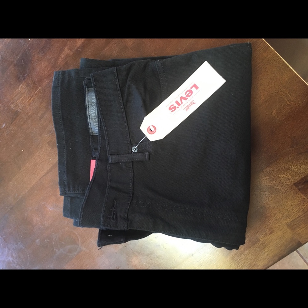 New Levi’s 541 Athletic Fit Size 40x34